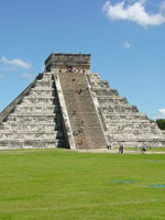Пирамида в Мексике