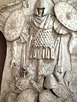 Сарматский панцирь на колонне Траяна в Риме