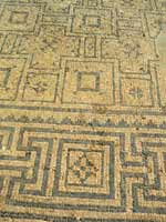 Скифополь. Мозаика со свастикой на полу в бане